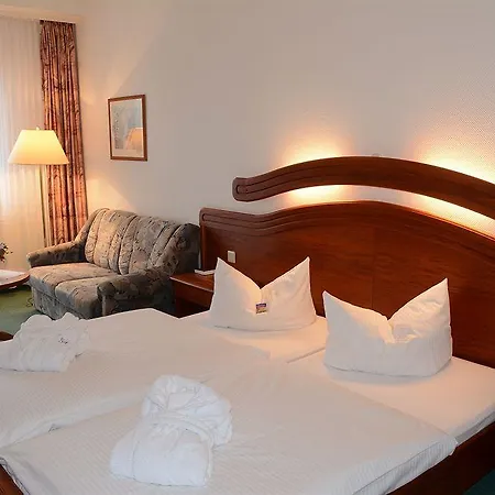 Seehotel 4* Στέρνμπεργκ