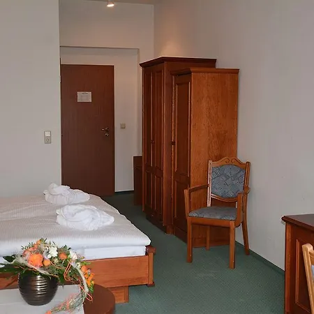 Seehotel 4* Στέρνμπεργκ