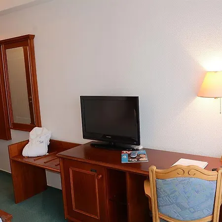 Seehotel 4* Στέρνμπεργκ